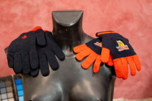 FOTO di Guanti rossoblu