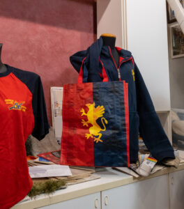 FOTO di Borsa per la spesa Genoa CFC